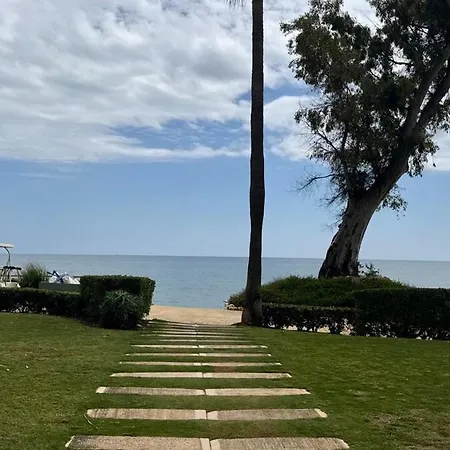 Exclusive 2 Bedroom Apartment *