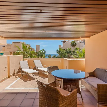 Exclusive 2 Bedroom * Estepona