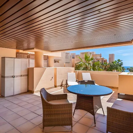 Exclusive 2 Bedroom * Estepona